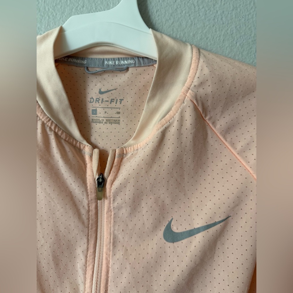 Nike Dri-FIT Pink Lightweight Zip Jacket | Women’s S| Athletic Running Jacket - Picture 6 of 6